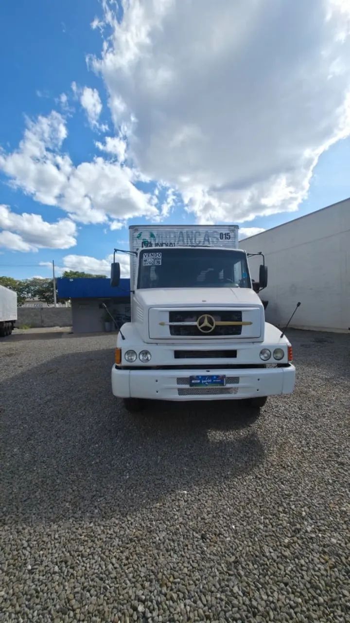 MERCEDES 1218