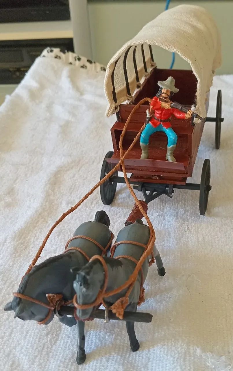 Réplica de uma Carroça do Velho Oeste Artesanal Forte Apache  - Foto 2