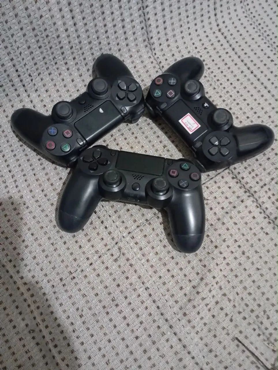 3 Controles PS4 e PC
