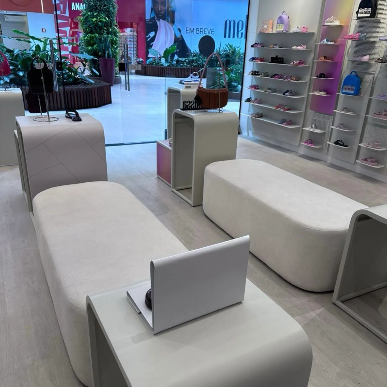 Banco Orgânico Estofado Sob Medida Modelo Premium