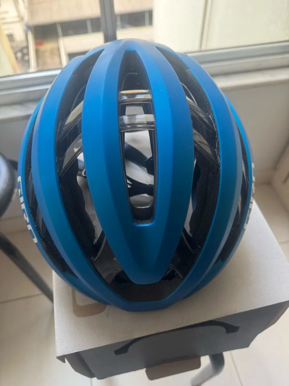 Capacete Giro Aires Spherical Mips Azul - Foto 5