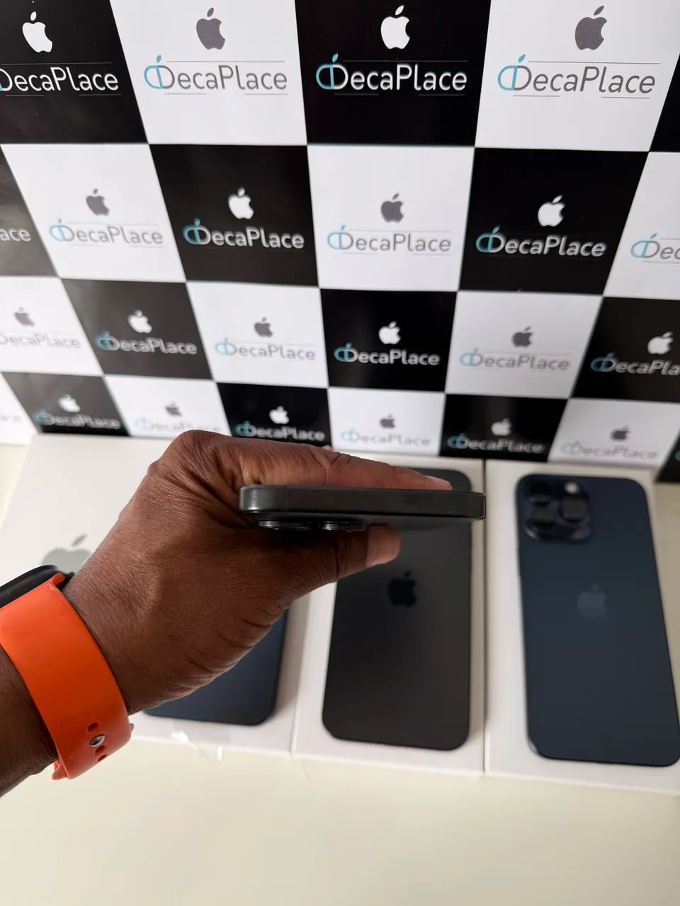 iPhone 15 pro Max 256GB - com garantia e nota.  - Foto 2