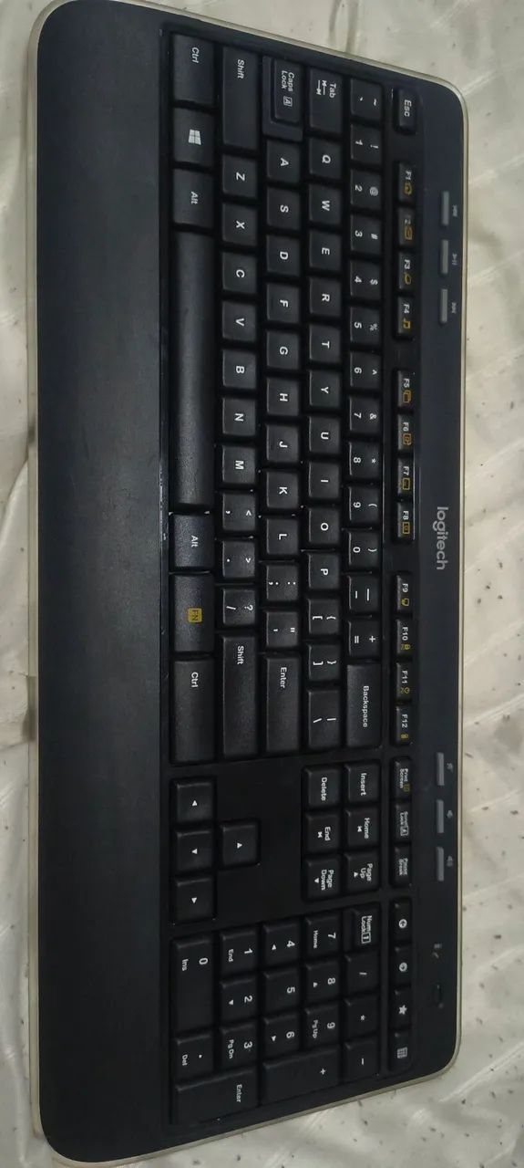 Teclado Logitech 