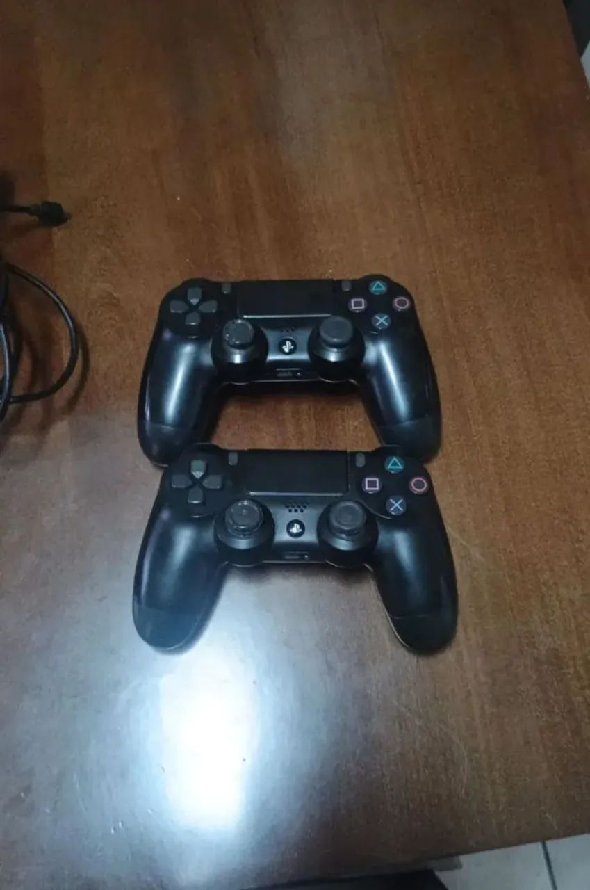 Ps4 gb 1 tera 02 controles  - Foto 2