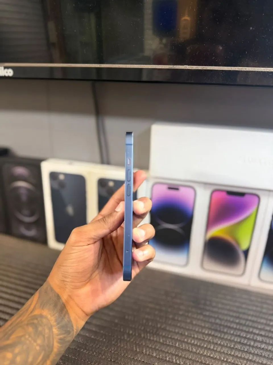 IPHONE 13 128GB<br>R$ 1.899 - Foto 4