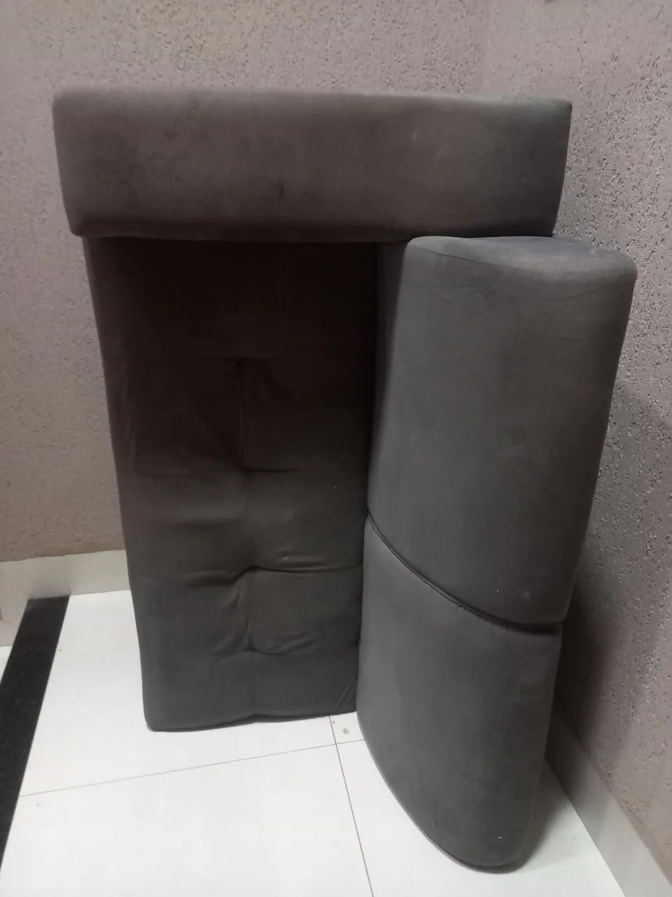 Sofá usado pra desocupar espaço  - Foto 2