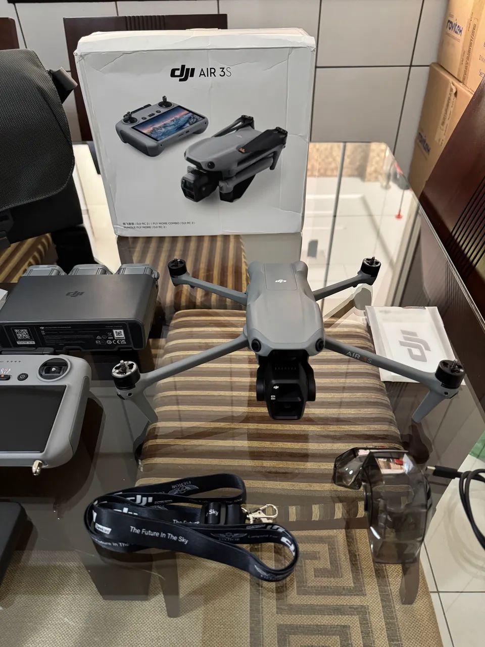DRONE DJI AIR 3S COMBO - IMPECÁVEL  - Foto 3