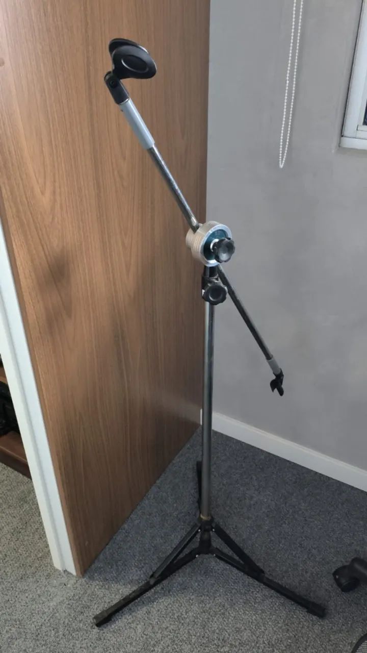 Pedestal para microfone