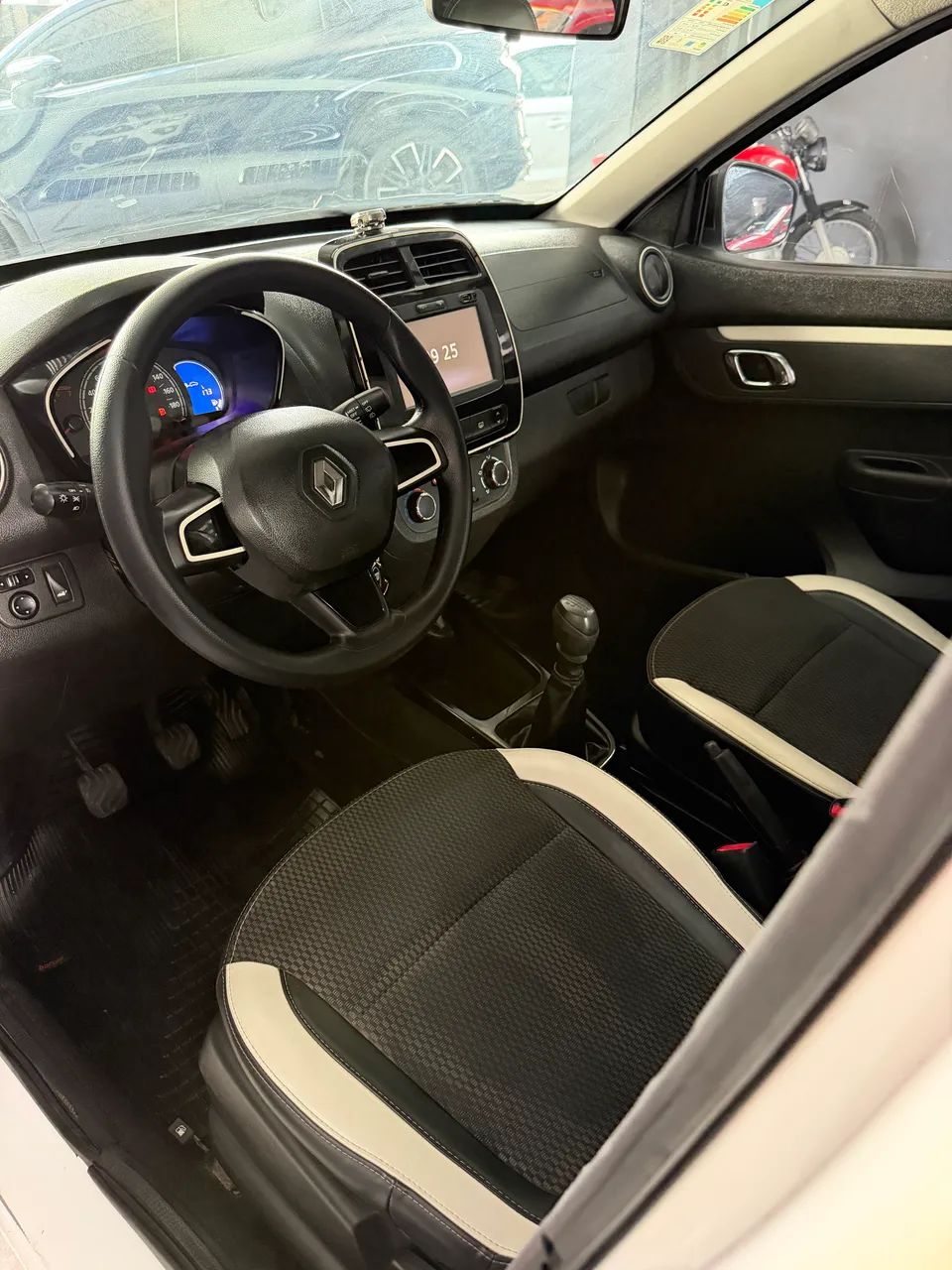 Renault Kwid Intense 1.0 Flex 12V 5P Mec. 2019 - Foto 5