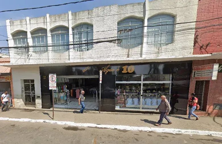 Predio com lojao no centro de matozinhos - Foto 2