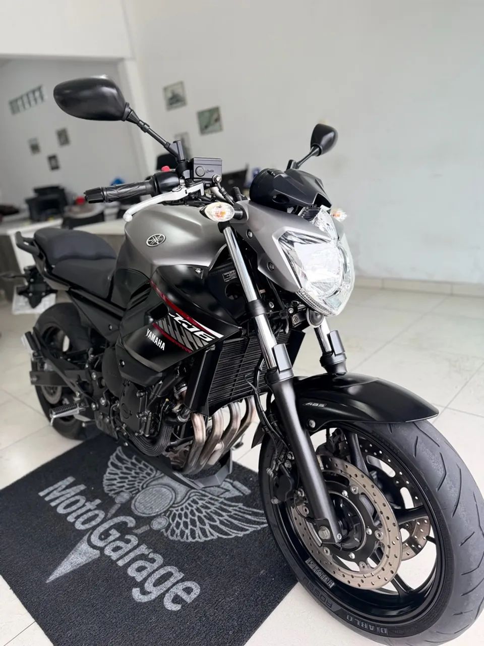 Yamaha XJ6 N Abs - 2018 COM 30.000KM - Foto 2