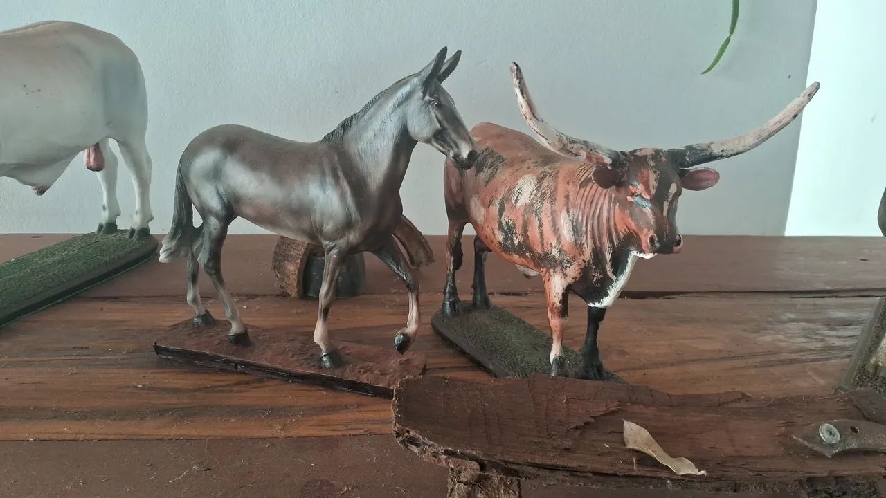 Esculturas Só Raças  - Foto 5