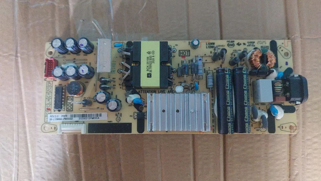 Placa para tv smart 50" - Foto 3