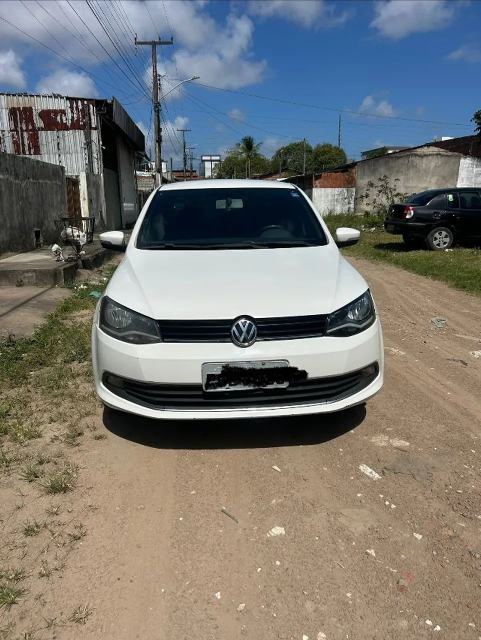 Volkswagen Voyage COMF/HIGHLI. 1.6 T.FLEX 8V 4P 2014