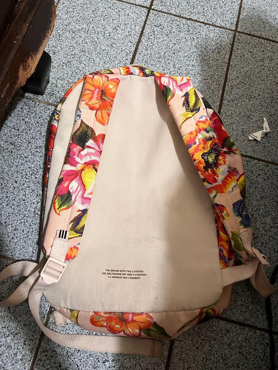 Mochila adidas + farm  - Foto 3