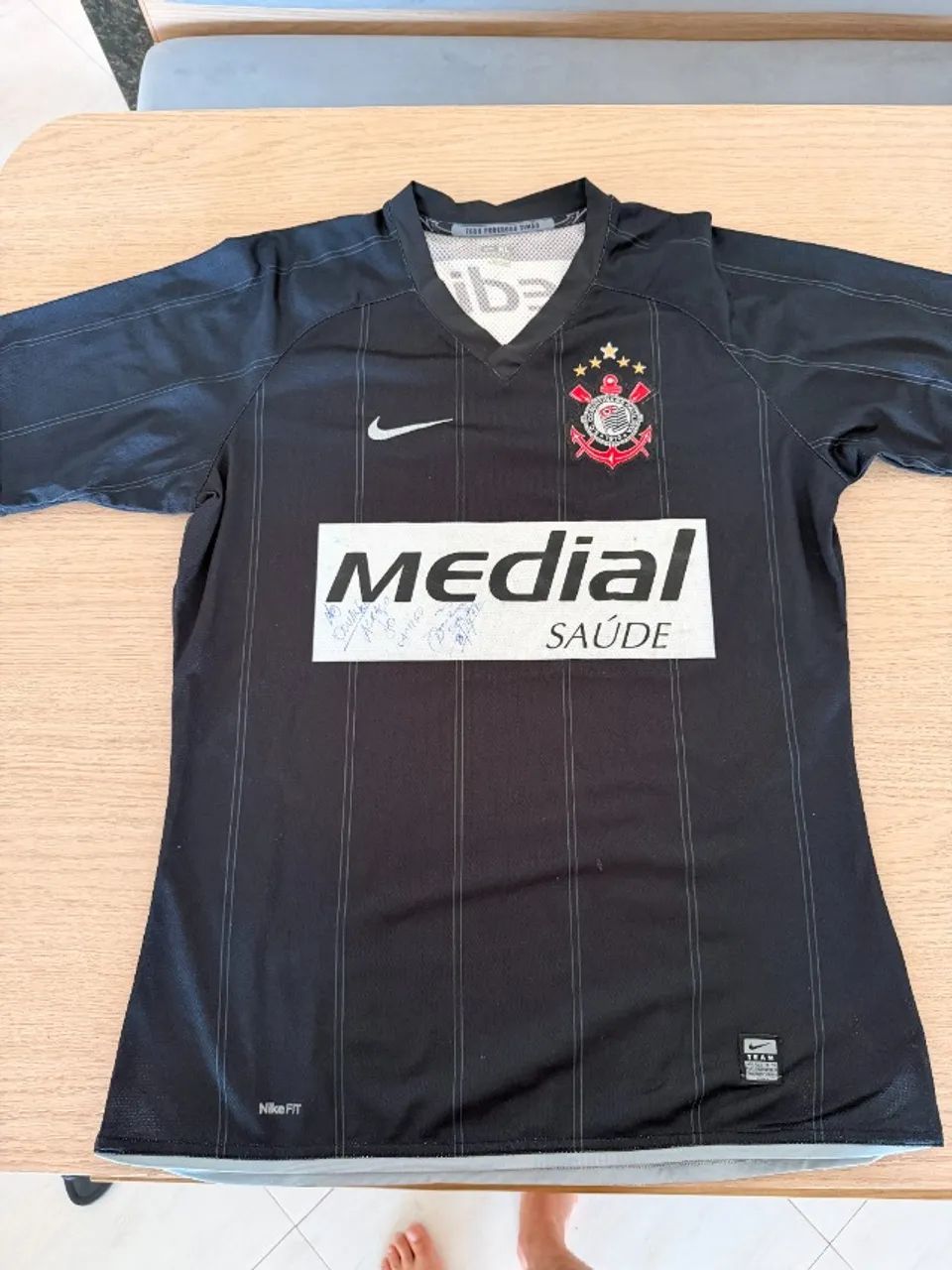 Camiseta corinthians original autografada Basílio