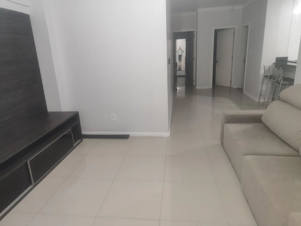 Aluga-se apartamento semimobiliado - Foto 3