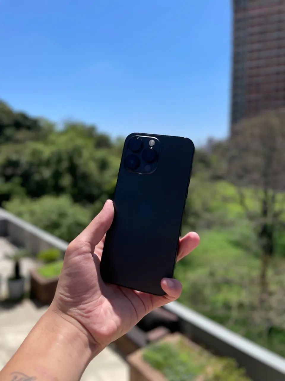 Aparelho Apple iPhone 14 Pro Max  - Foto 2