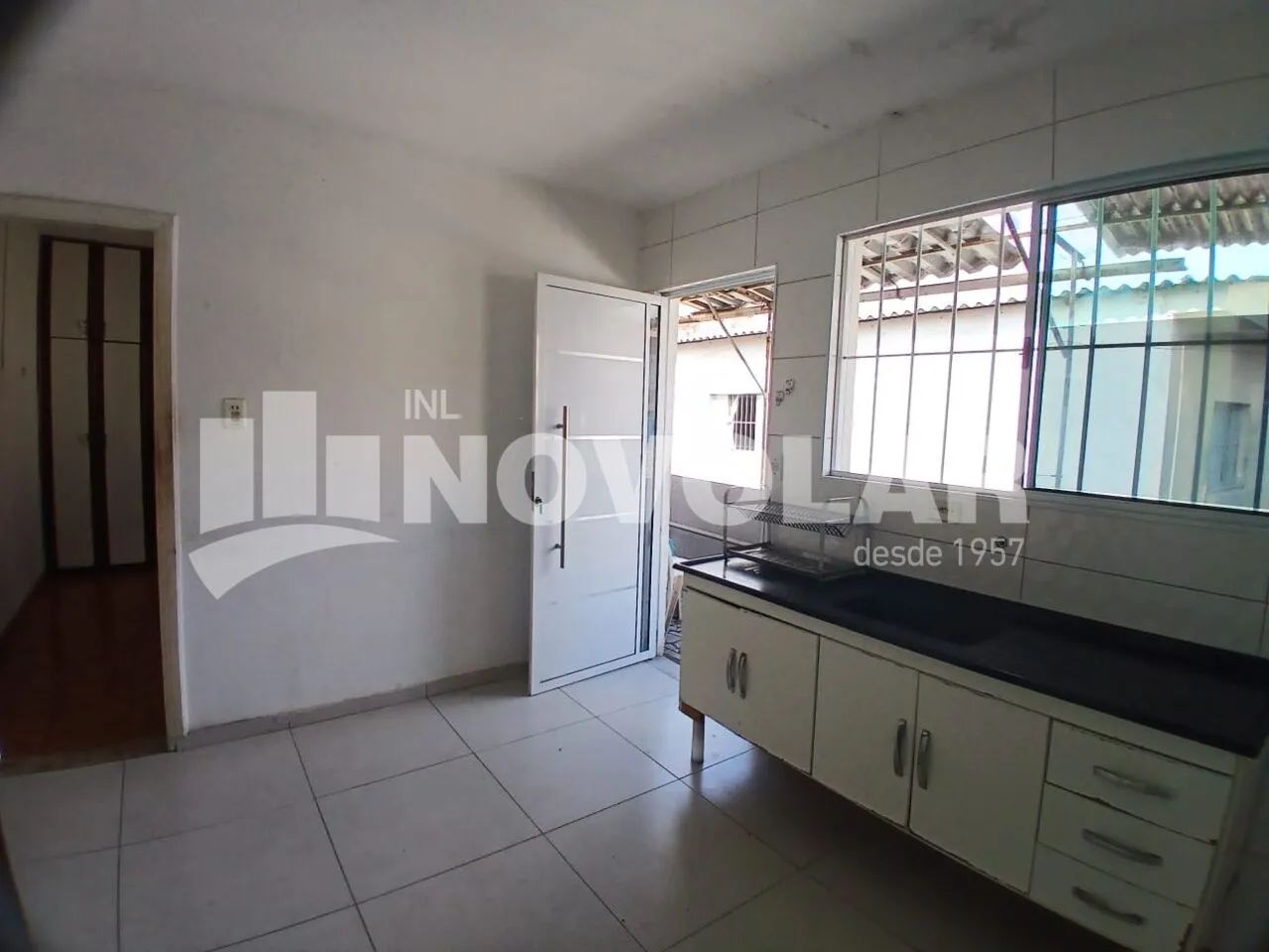 CASA ASSOBRADADA COM 1 DORMITÓRIO