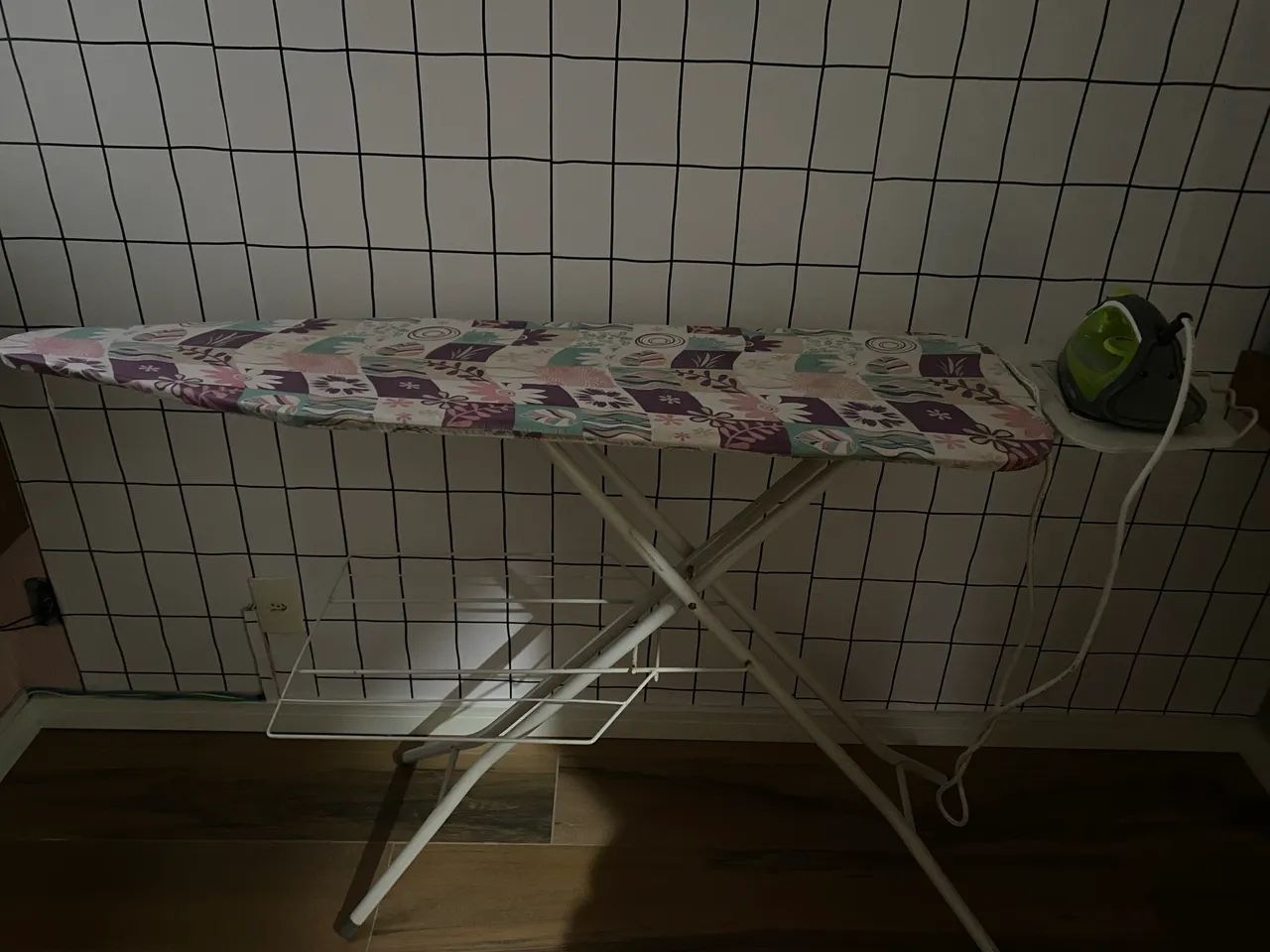 Tábua de passar roupa - Foto 3