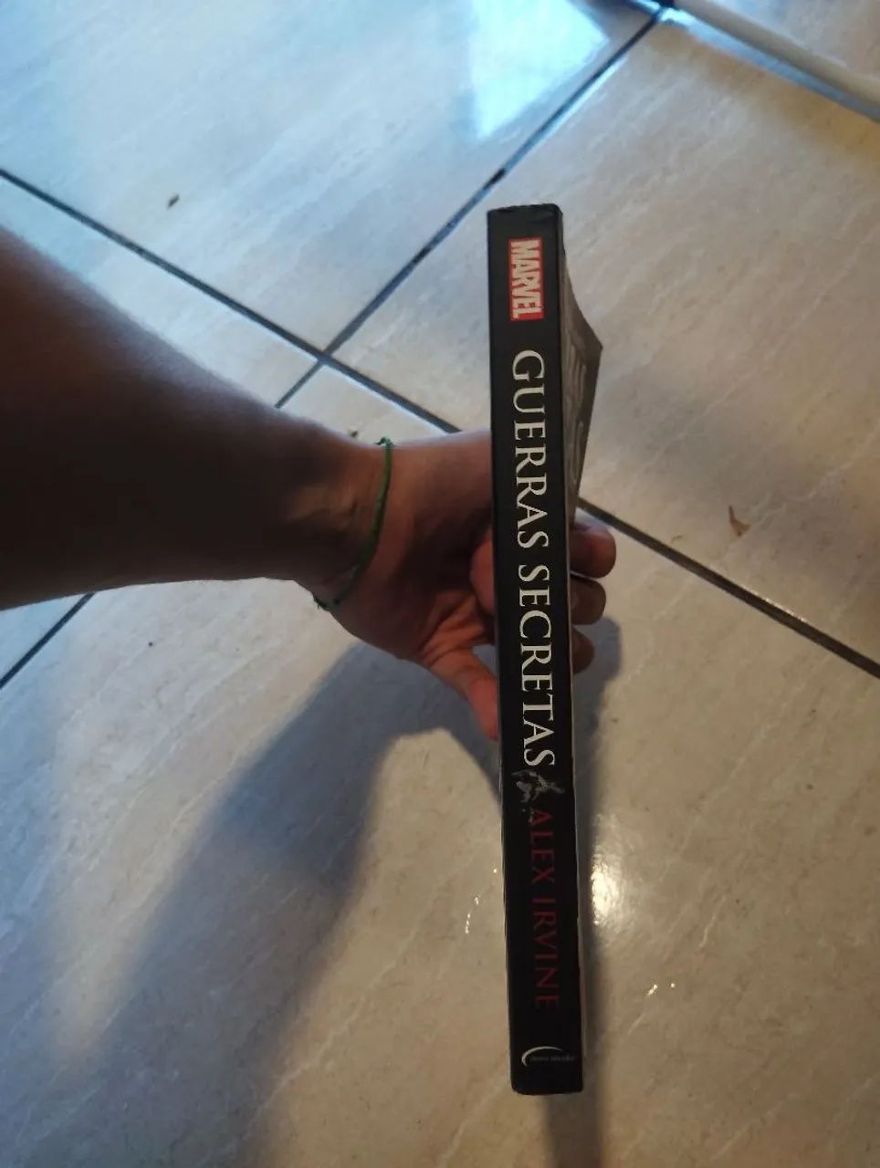 LIVRO DA MARVEL - GUERRAS SECRETAS  - Foto 3