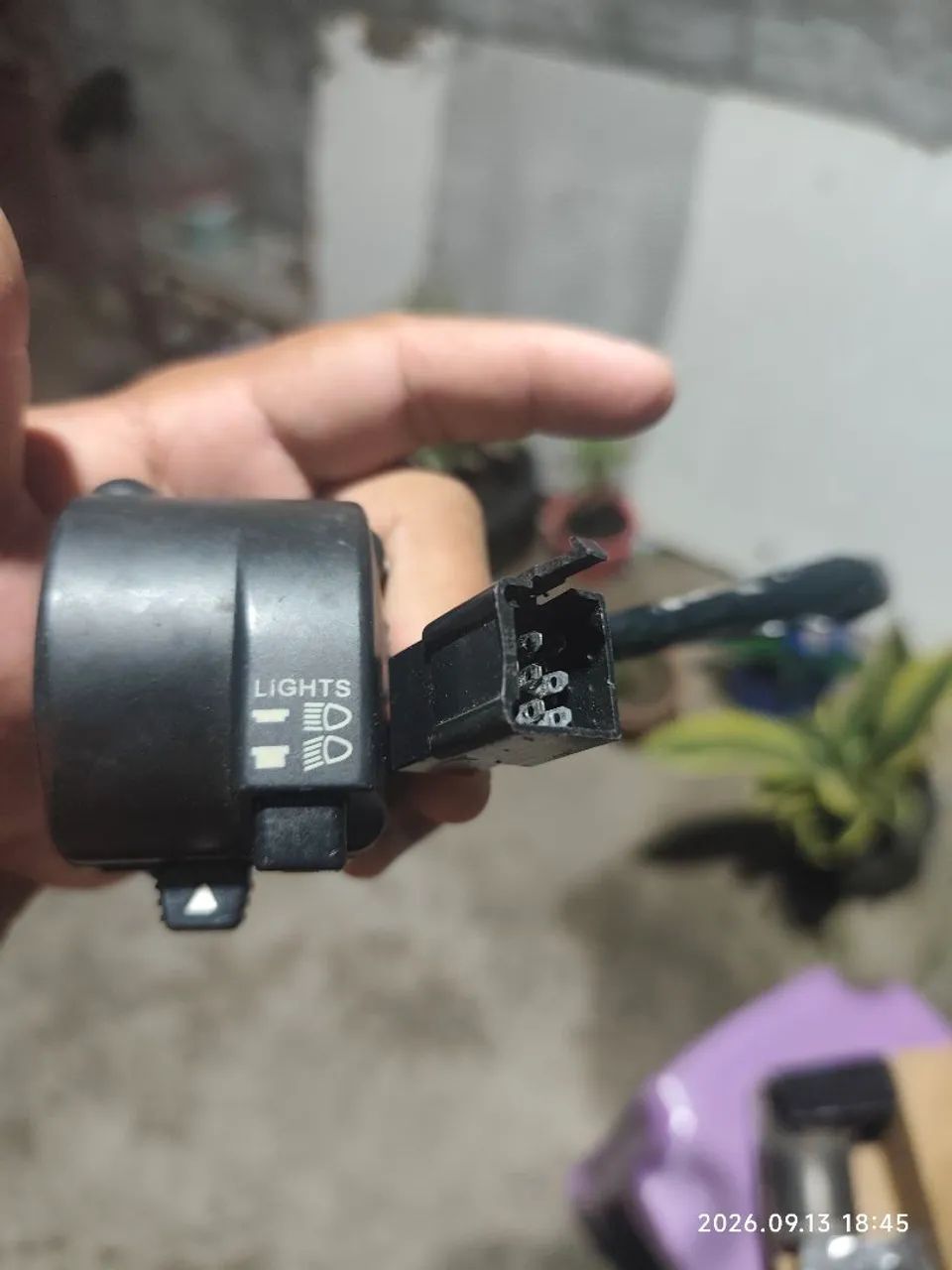 Moto de arramquer e Chave de luz  - Foto 4