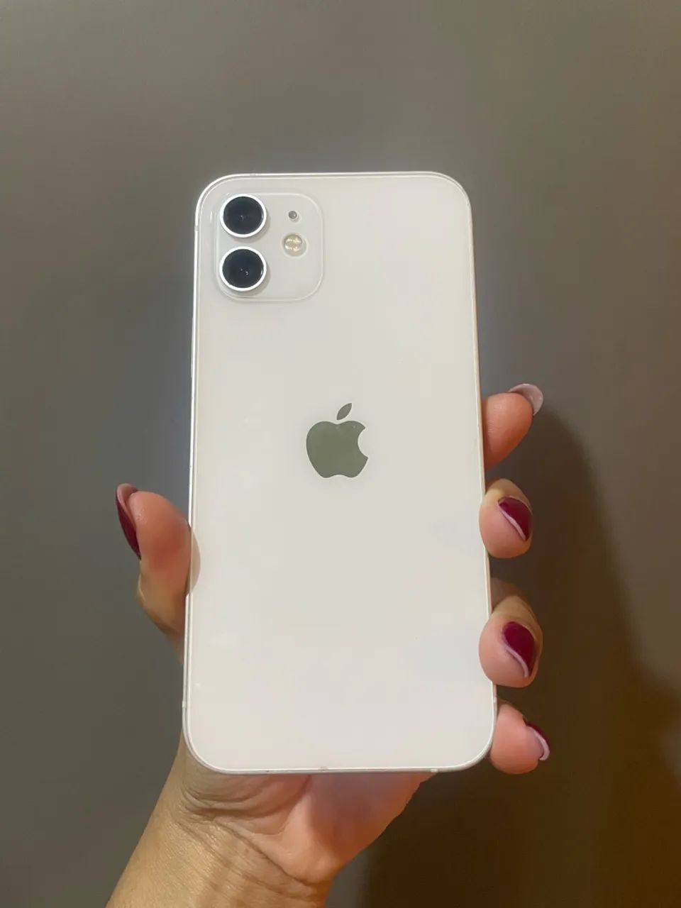 Iphone 12 64gb branco  - Foto 2