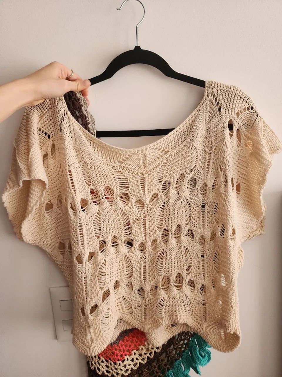 Blusa de tricô bege