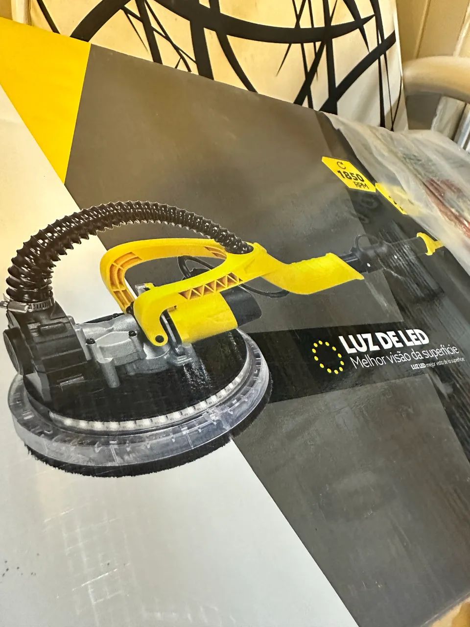 Lixadeira de Parede com Luz Led - Nova - Foto 2