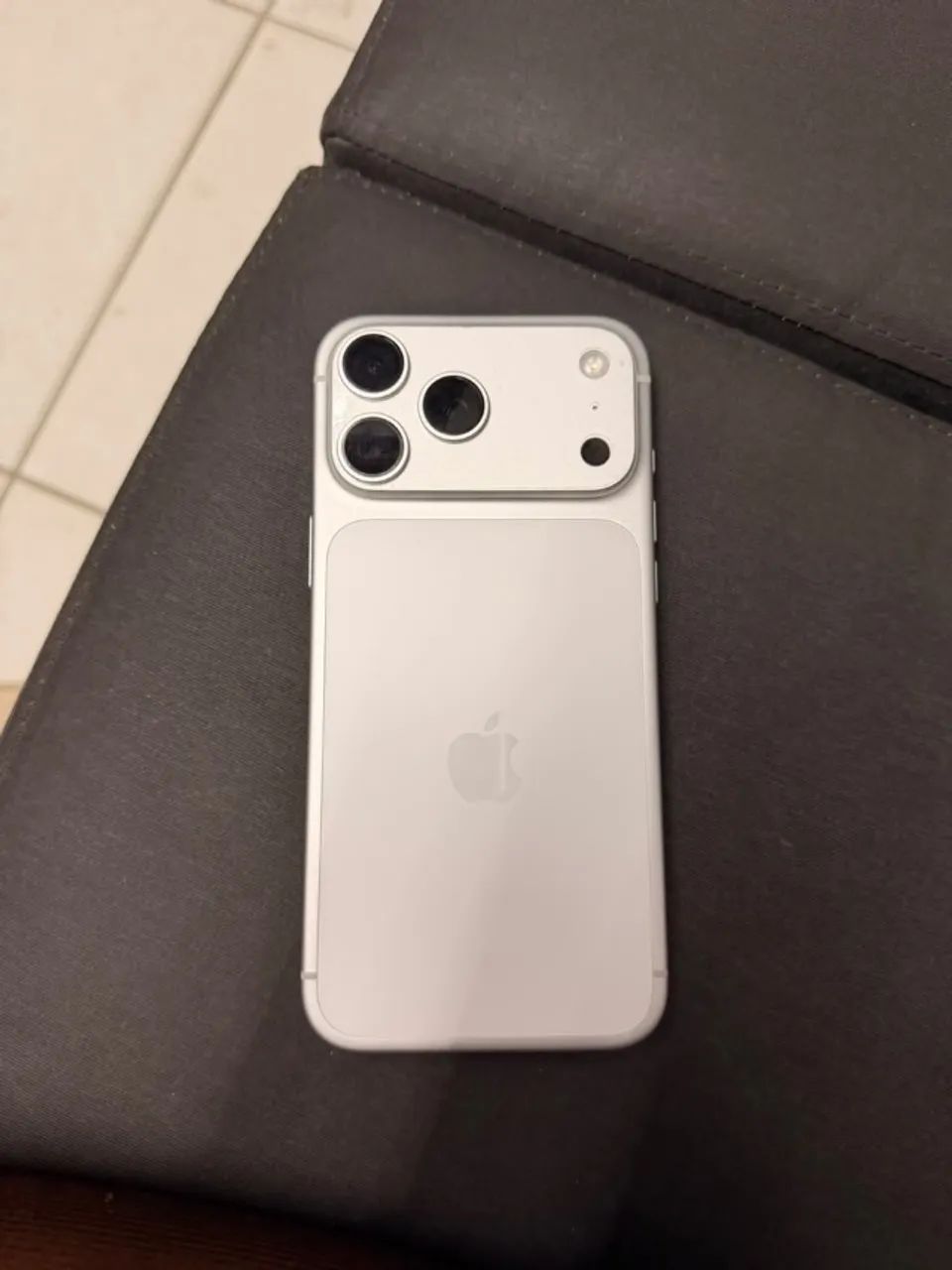 iPhone 17 pro max - Foto 3