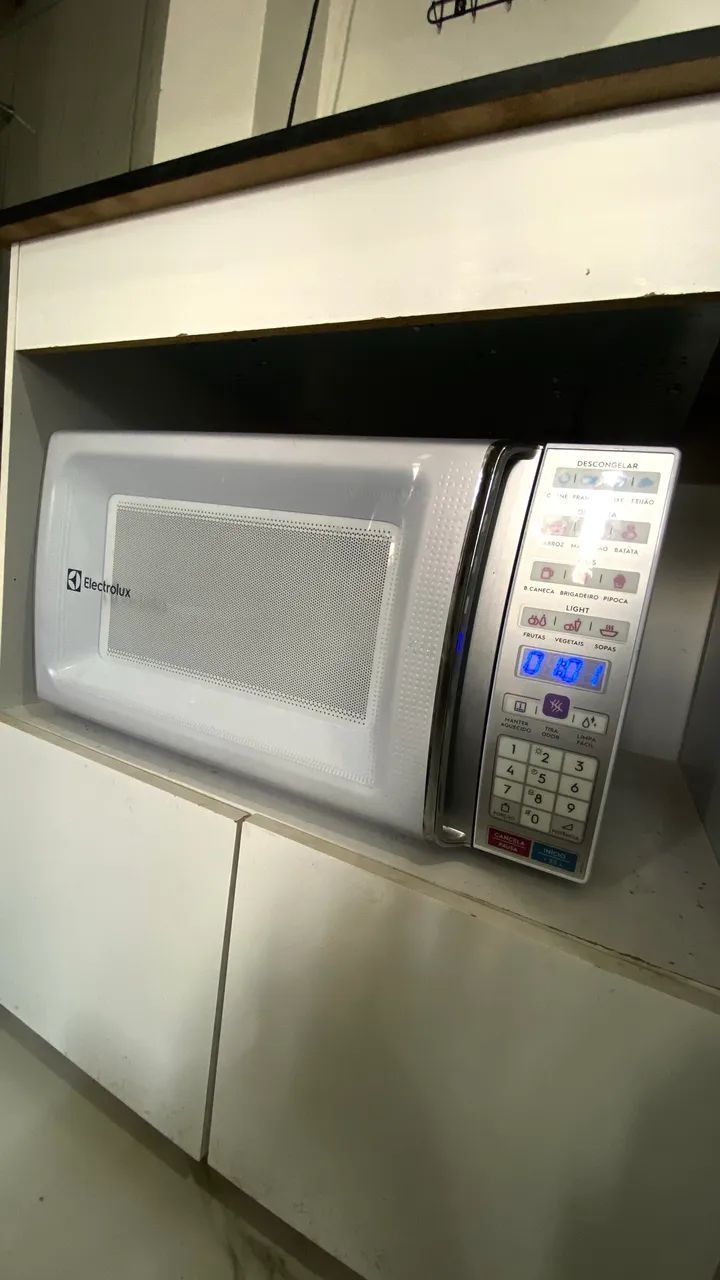 MICROONDAS ELECTROLUX 34L - Foto 4