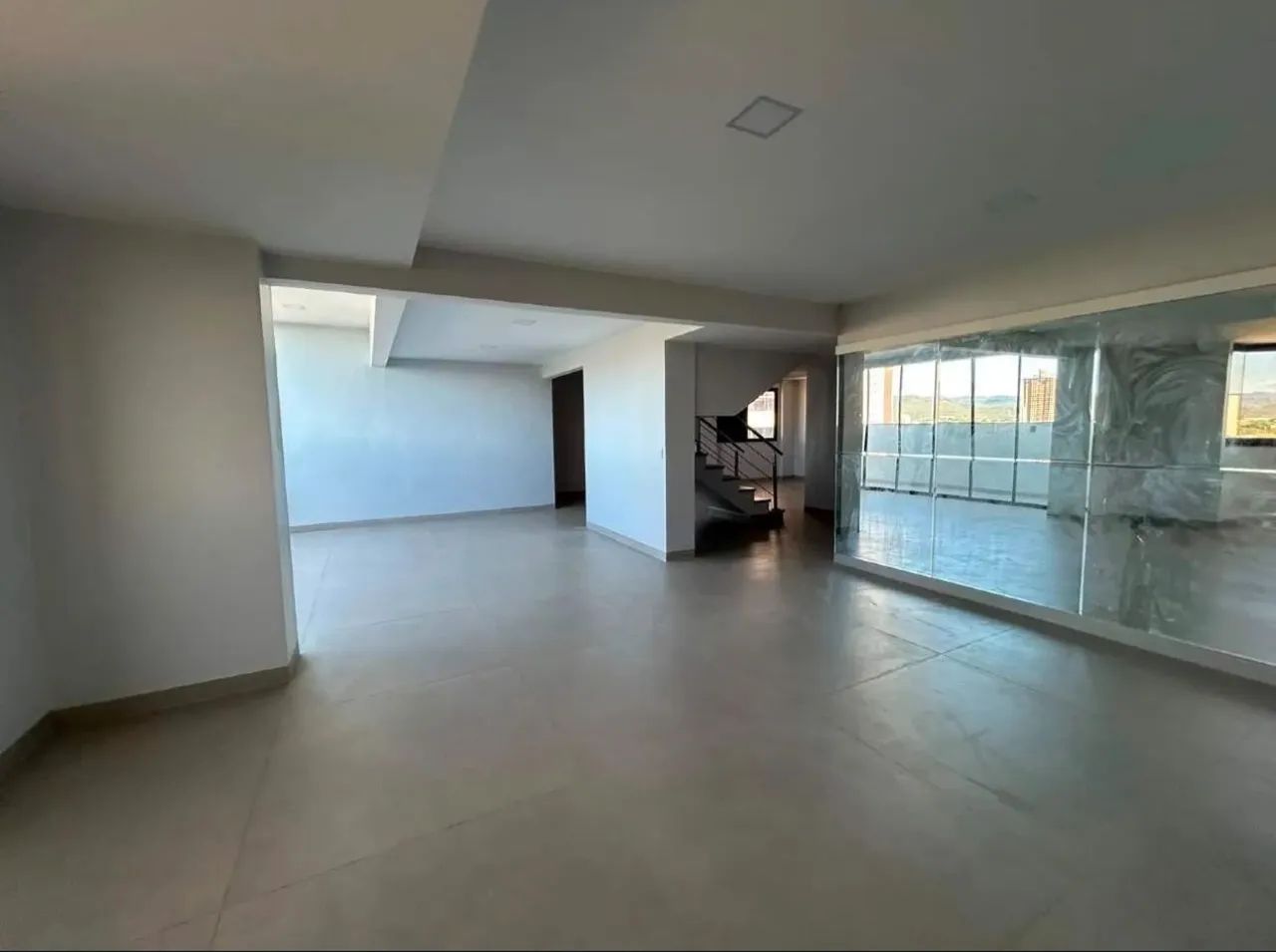 Cobertura duplex com 4 suítes, apartamento de 350 m² na 204 sul - Foto 3