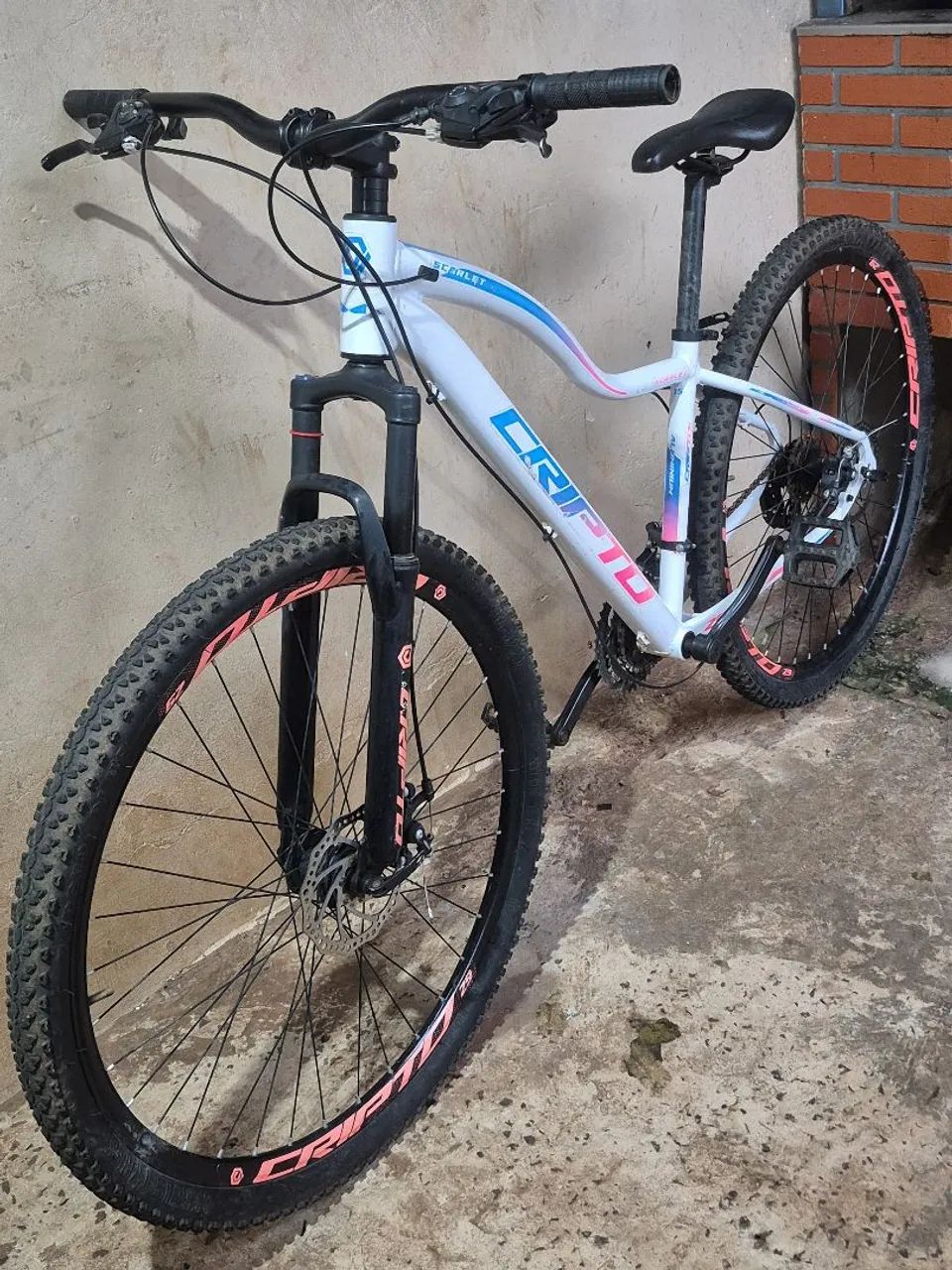 VENDO BISCICLETA ARO 29 - CRYPTO