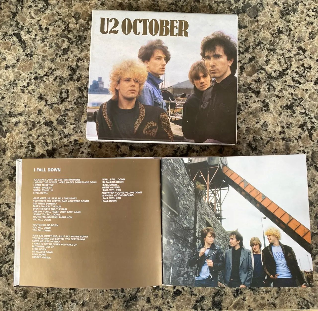 CD U2 OCTOBER SPECIAL EDITION - Foto 2
