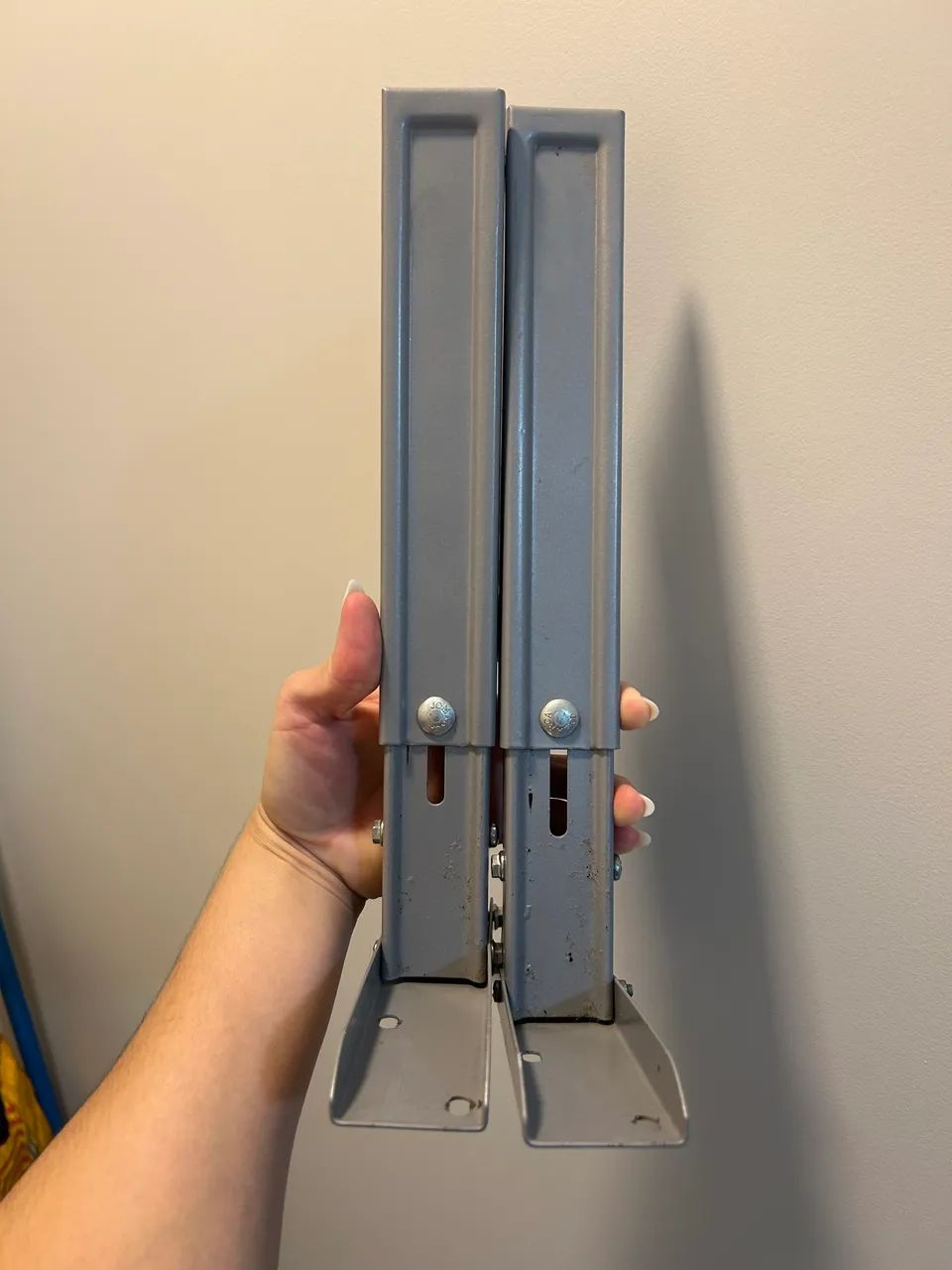 Suporte de parede para microondas 