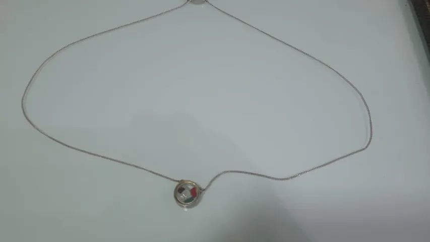 Correntinha em prata  com pedrinhas preciosas brasileiras