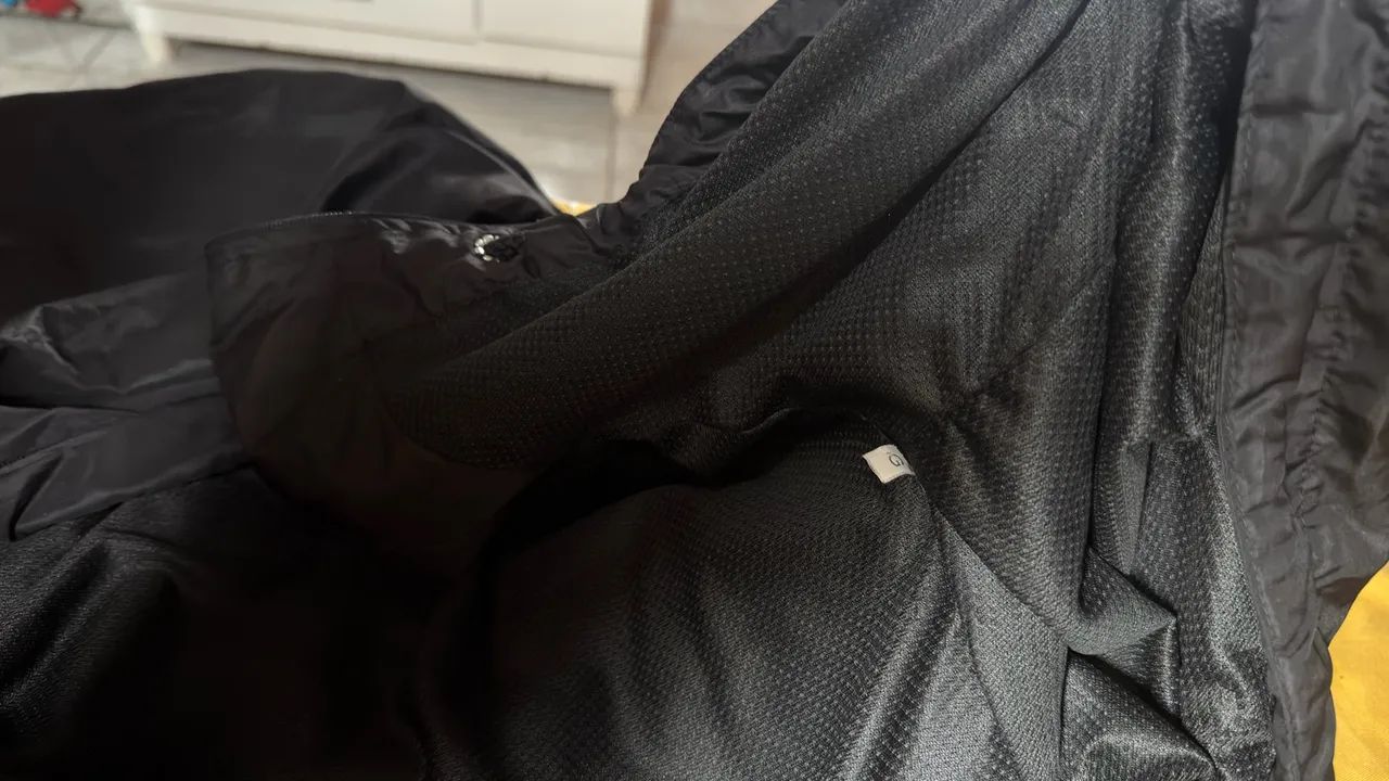 Corta vento preto Nike G - Foto 2