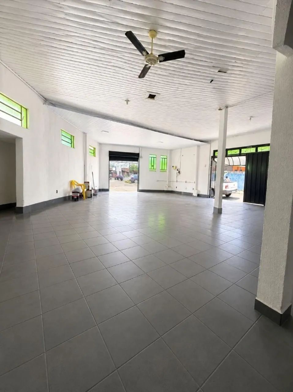 Barracão comercial Bairro Dom Aquino - Foto 4