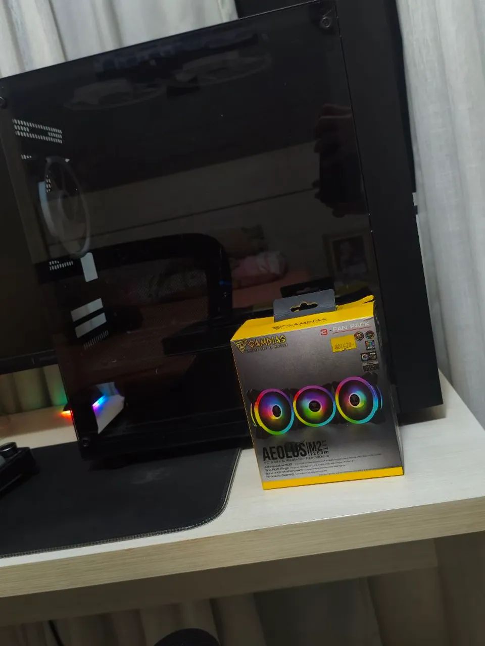 Gabinete Preto com Fans