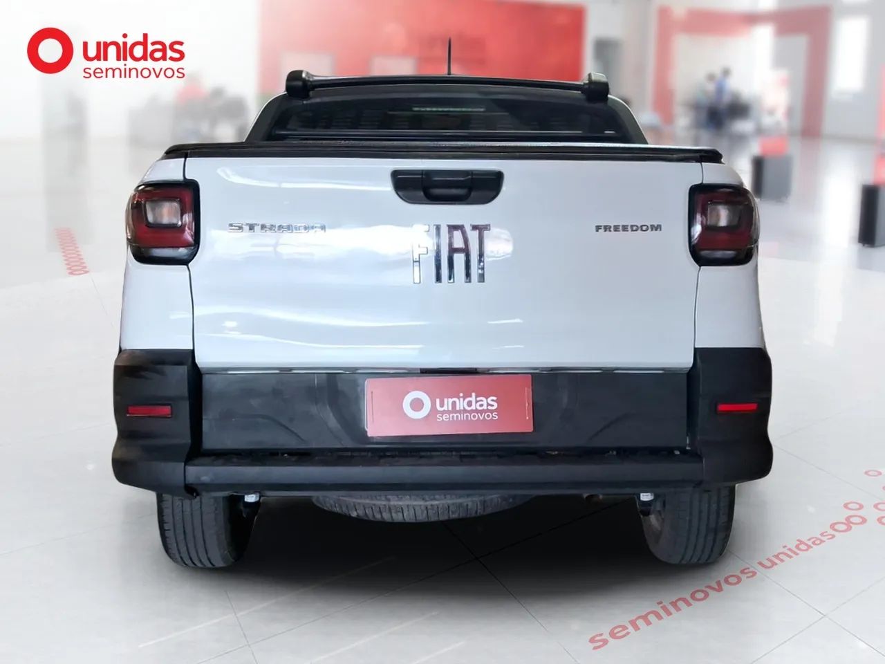 Fiat Strada Freedom 1.3 Flex 8V CD 2023 - Foto 4