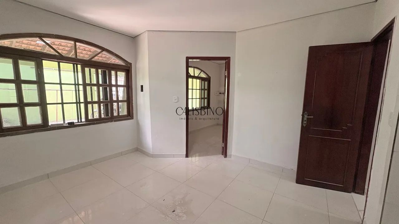 CASA NO CASTENHEIRA COM 03 QUARTOS À VENDA