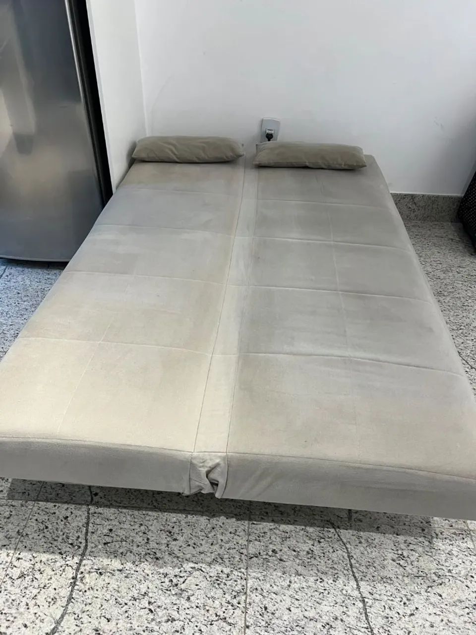 Vendo sofá cama em bom estado
