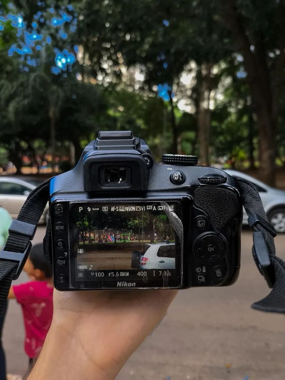 Nikon D3400 - Foto 3