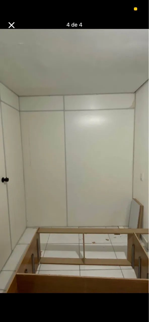 Divisória Eucatex com Porta Usado - Foto 4