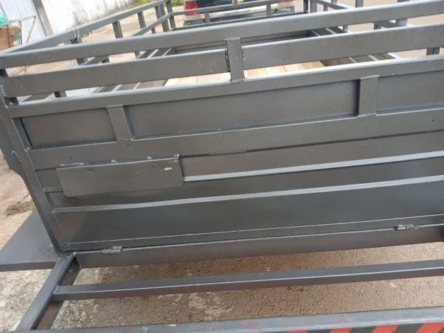 Carreta de 2,5mX1,2m (800Kg) - Foto 2