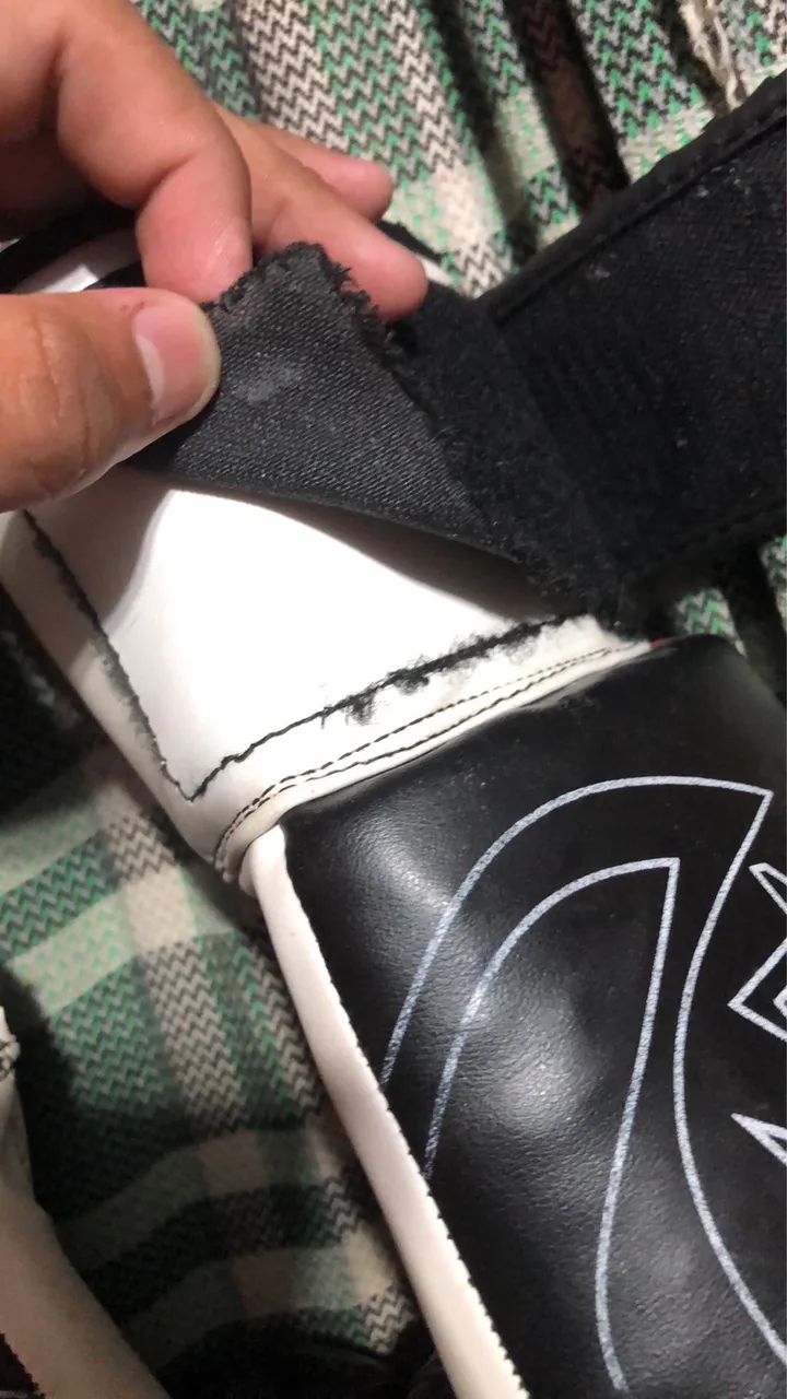 Vendo luva de boxe 14oz - Foto 2