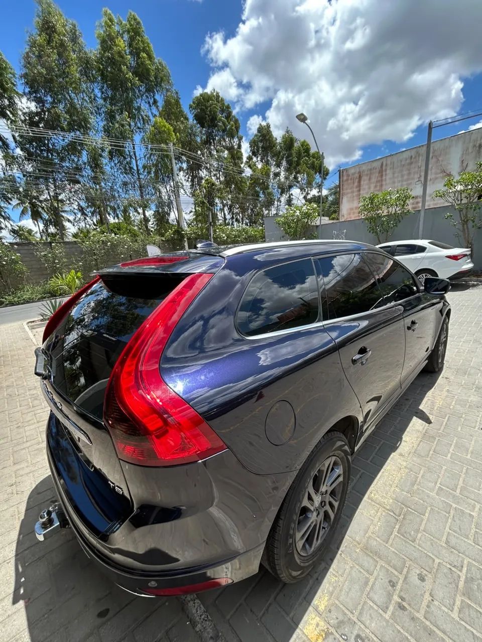 Volvo Xc XC 60 T-5 KINETIC 2.0 245cv FWD 5p 2016