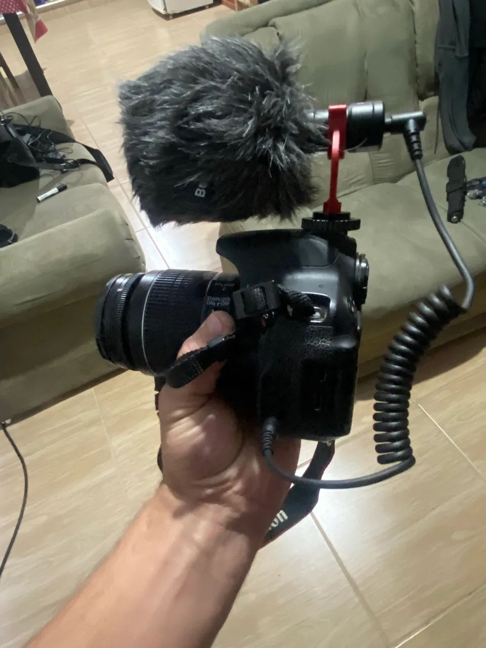 Camera Canon T5i Com Microfone Direcional - Foto 3