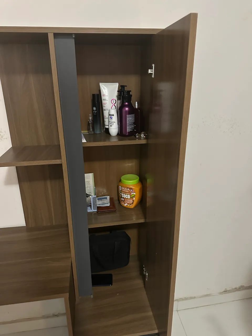 Armário para computador 