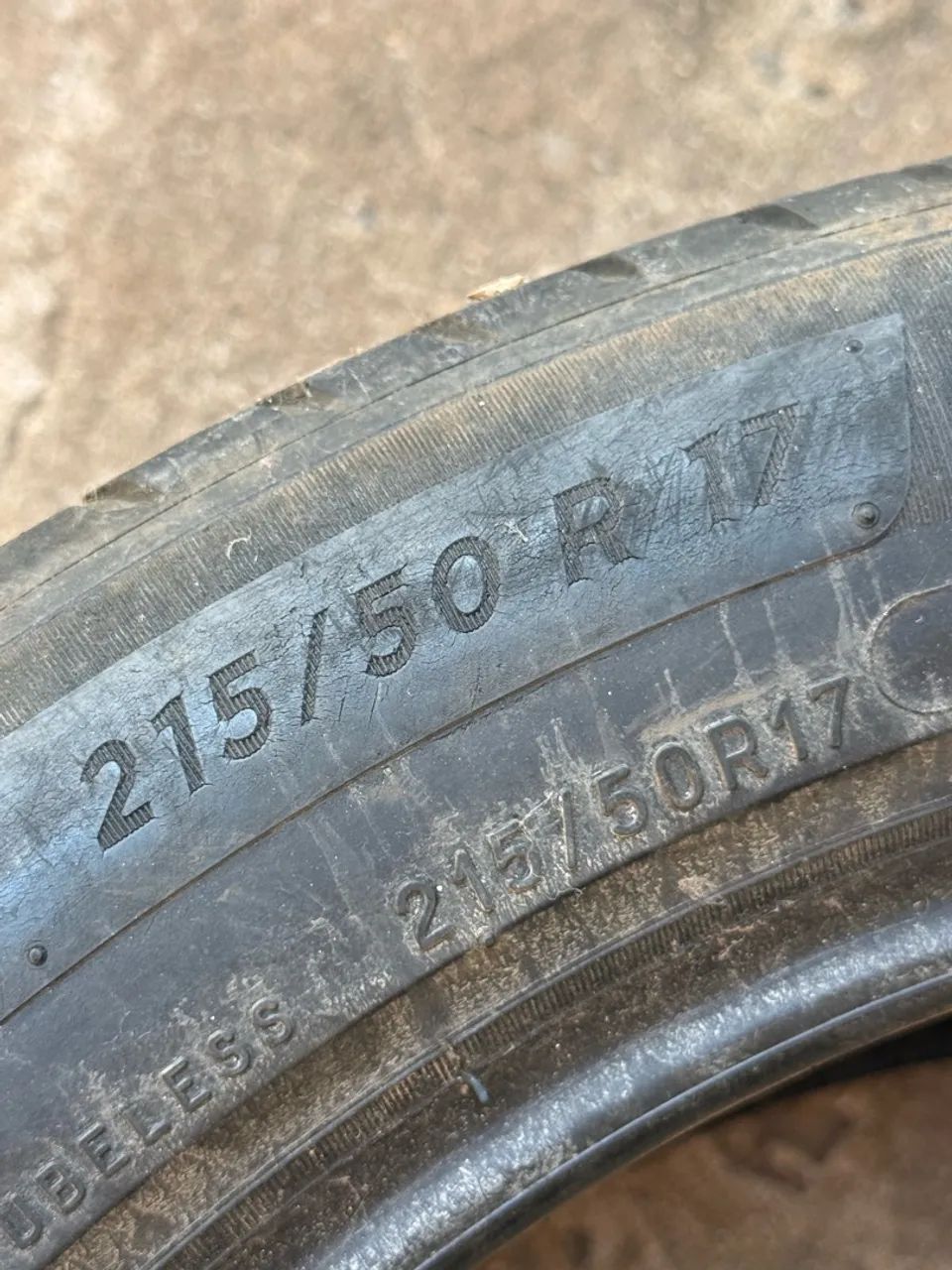 Pneu  michelin 216/50/17 - Foto 3